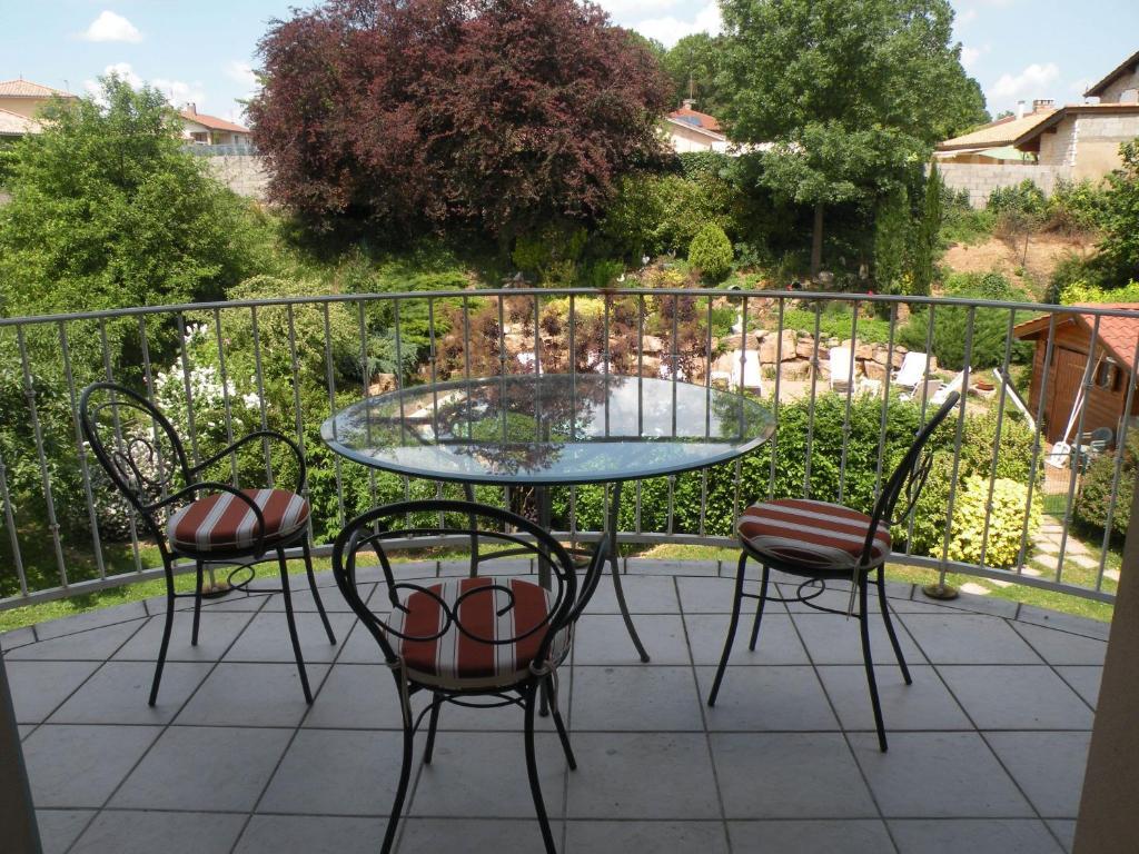 Le Moulin Du Gastronome Hotel Charnay-les-Macon Ruang foto